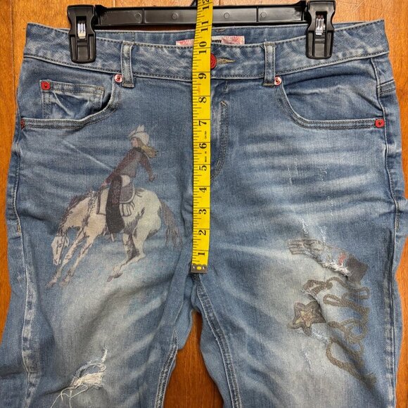 Jucy Judy Women Jeans Sz 28 Distressed Graphic Cowgirl Horses Equestrian Country - Picture 14 of 16